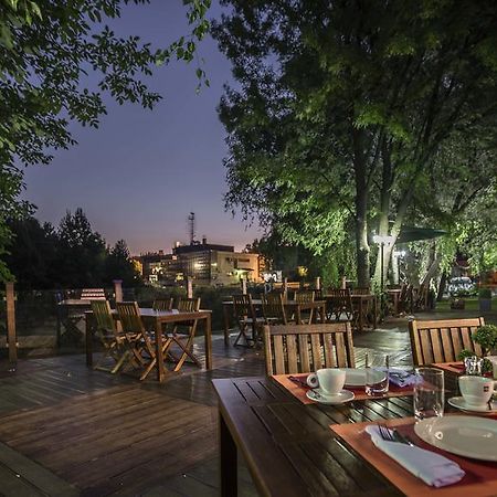 Garni Hotel Plava Laguna Ćuprija Exteriér fotografie