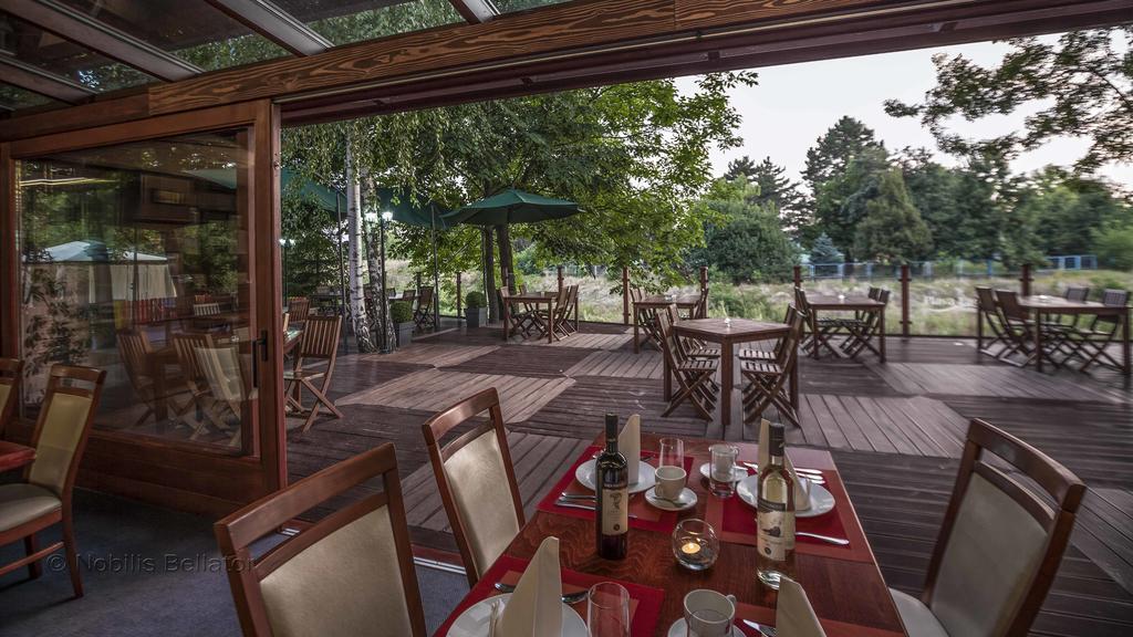 Garni Hotel Plava Laguna Ćuprija Exteriér fotografie